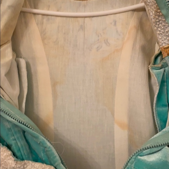 Seafoam green Irish step dress. - Picture 9 of 10